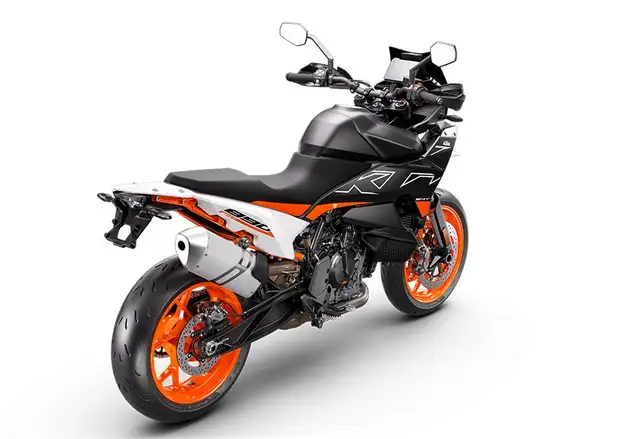 2024 KTM 890 SMT in Street, Cruisers & Choppers in Vancouver - Image 6