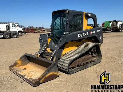 2015 JD JOHN DEERE 329E Two-Speed Compact Track Skid Steer Bobcat Loader Yanmar 4 cylinders 86 HP tu...