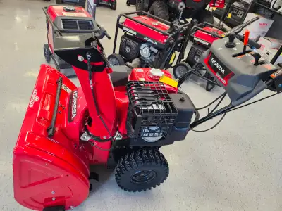 HONDA HSS928CW SNOW BLOWER, View more
