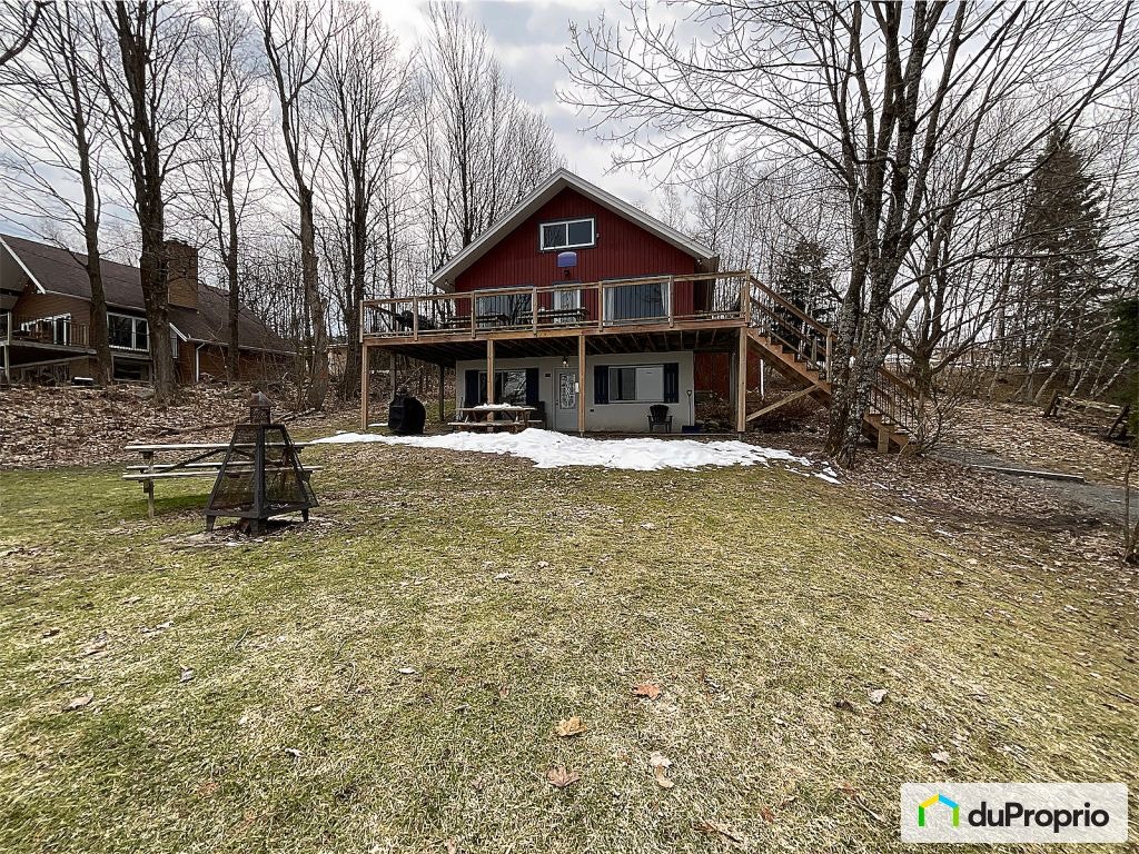 $595,000 - Duplex for sale in Sutton — photo 1