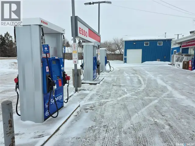 40Highway 20 Lumsden, Saskatchewan in Commercial & Office Space for Sale in Regina - Image 3