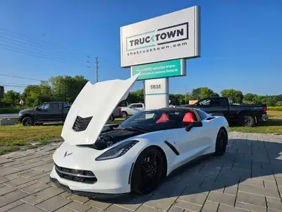 2016 Chevrolet Corvette Stingray Z51 2LT with just 25,000 km. Clean history with no accidents See Ca...