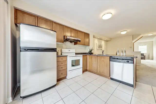 $ bedroom 4 washroom Duplex for sale63395519844483124