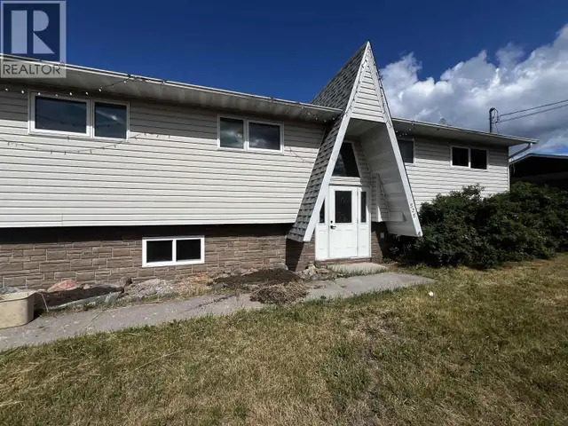 525 TUNASA DRIVE Fraser Lake, British Columbia in Houses for Sale in Burns Lake - Image 7