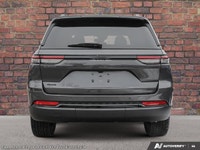 Only 19 Miles! This Jeep Grand Cherokee has a strong Regular Unleaded V-6 3.6 L/220 engine powering... (image 4)