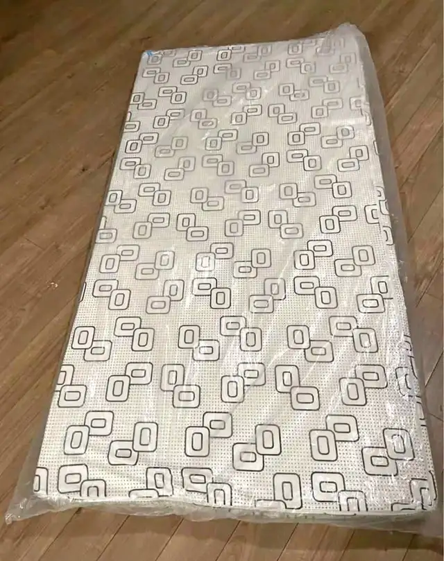 Full Mattress : Queen Mattress | King Mattress / Twin Mattress in Beds & Mattresses in Oshawa / Durham Region - Image 10
