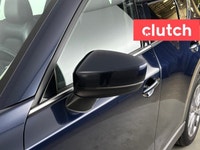 1 OWNER / Auto Dimming Rearview Mirror, Front Heated Seats, Ventilated Front Seats and more! Clutch... (image 9)