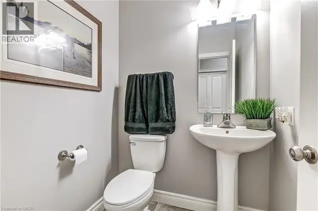 139 MANNHEIM Crescent Mannheim, Ontario in Houses for Sale in Kitchener / Waterloo - Image 24
