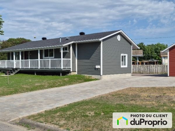 $538,000 - Bungalow for sale in Salaberry-De-Valleyfield — photo 2