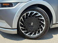 no accident --- SUPERB AUTO/ Located at 19 Vanley Crescent, North York, Ontario. All Carfax Reports... (image 8)