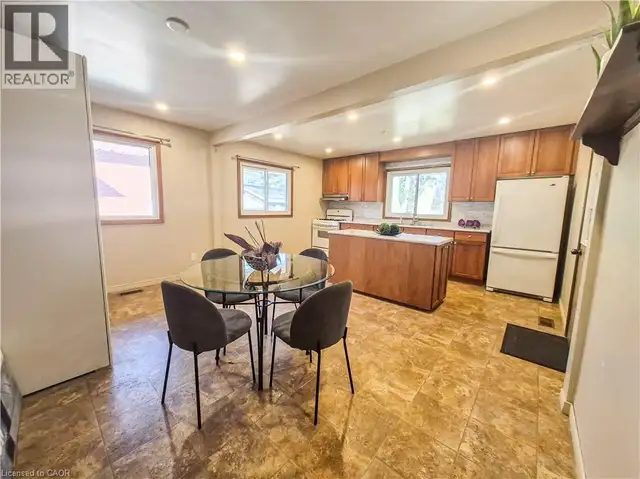 11 DUNCAIRN Avenue Kitchener, Ontario in Houses for Sale in Kitchener / Waterloo - Image 20