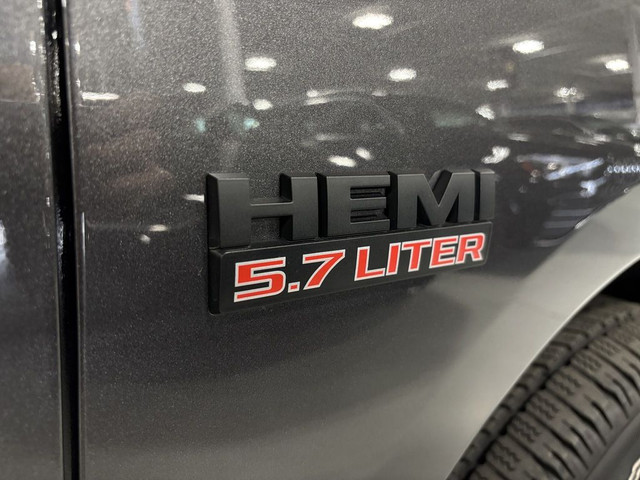 2023 Ram 1500 Classic Express|V8HEMI|4X4|QUADCAB|LONGBED|HEATEDS in Cars & Trucks in City of Toronto - Image 4