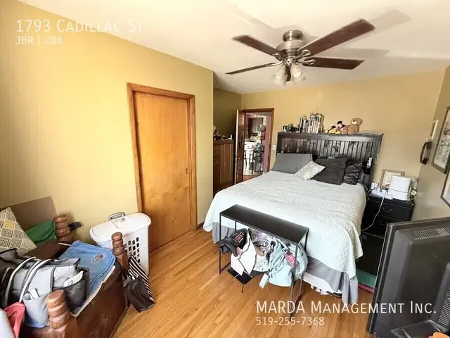 SPACIOUS 3 BED/2 BATH HOME- FINISHED BASEMENT-EAST WINDSOR + UTI in Long Term Rentals in Windsor Region - Image 17