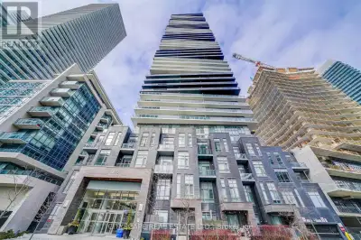 Spectacular Water Front Luxury Condo Unit With A partial Beautiful North Lake View! Experience eleva...
