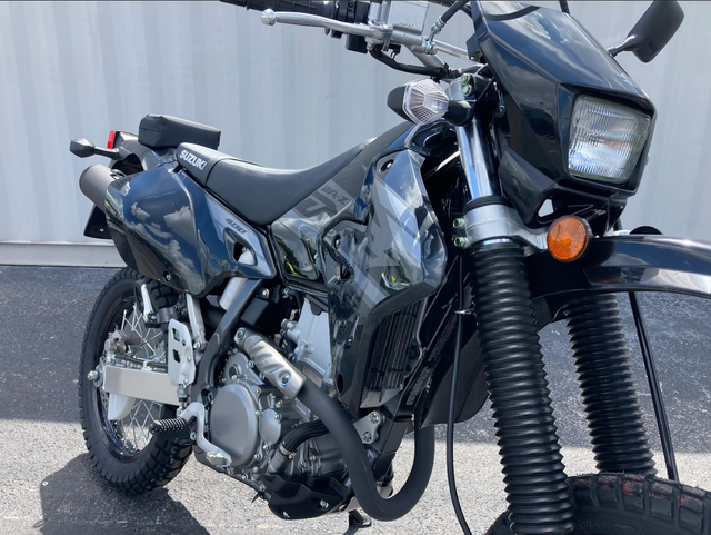 2024 SUZUKI DR-Z 400S - FACTORY! in Dirt Bikes & Motocross in Saskatoon - Image 5