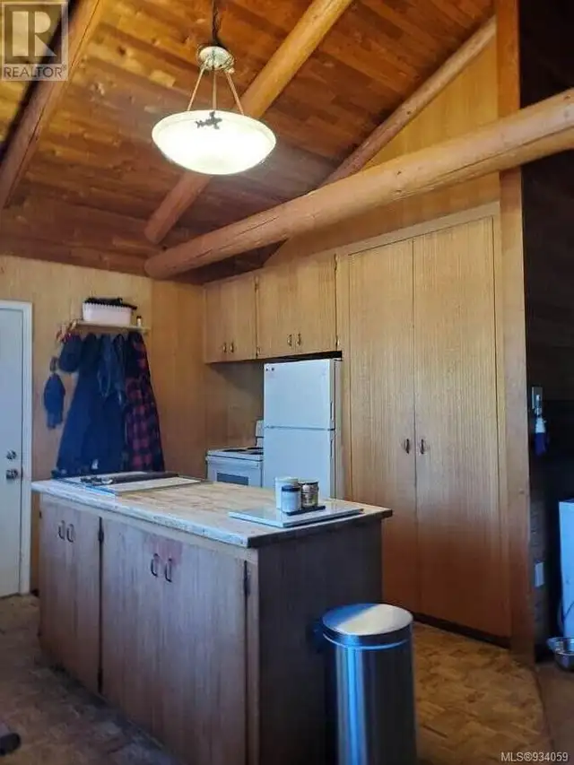 1586 McKibbon Rd N Errington, British Columbia in Houses for Sale in Parksville / Qualicum Beach - Image 22