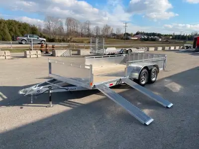 MADE IN CANADA Condition New Year 2025 Make Enbeck Model SATT716S Size 80"x16ft Sideload Body Type U...