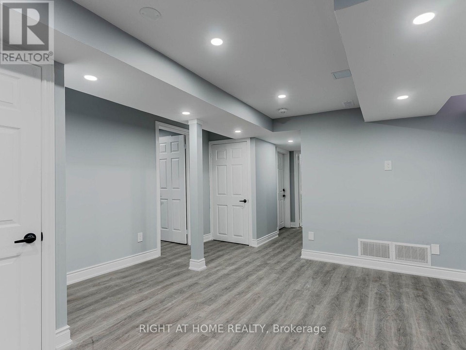 B - 99 PURCELL CRESCENT Vaughan (Maple), Ontario 5