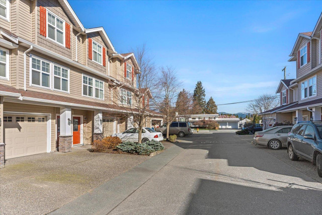15 45152 WELLS ROAD Chilliwack, British Columbia in Condos for Sale in Chilliwack - Image 2