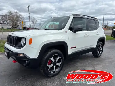 ONLY 62,000 KMS--1.3L 4 CYL--ALL WHEEL DRIVE--LOADED--CLOTH INTERIOR--HEATED SEATS--NAVIGATION--HEAT...