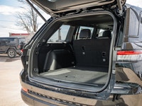 Welcome to 400 Chrysler Dodge Jeep Ram. Fresh oil change, | Fully detailed, 4WD. This vehicle is a d... (image 8)