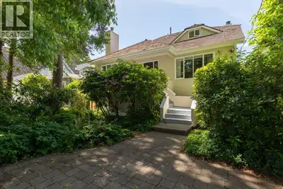 Terrific family home located on the quiet part of Dunbar in Southlands. Features include high end ap...