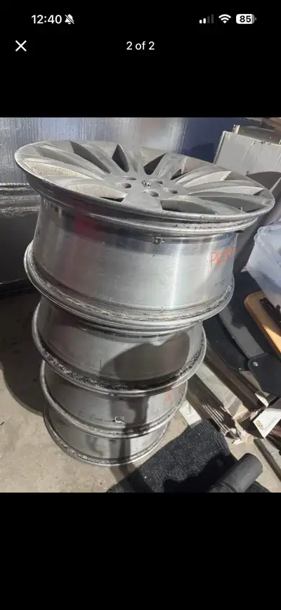 OEM 20” Wheel Specs lincoln 4 items for$ 485.00 • Diameter: 20” • Width: 8.0” (factory) • Bolt Patte...