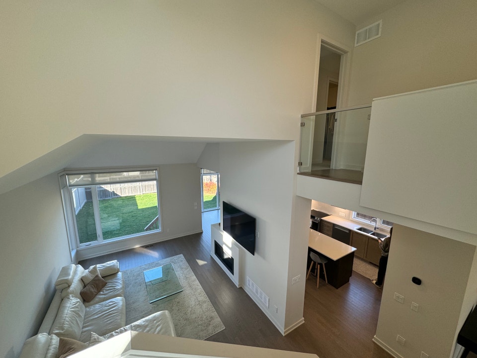 Stunning 4-Bedroom Family Home in Riverside South, Ottawa 3