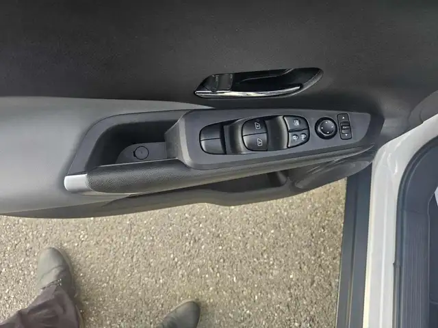 2021 Nissan Kicks SR TA for sale in Cars & Trucks in Edmundston - Image 10