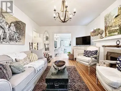 MAIN - 43 STANHOPE AVENUE Toronto (Broadview North), Ontario