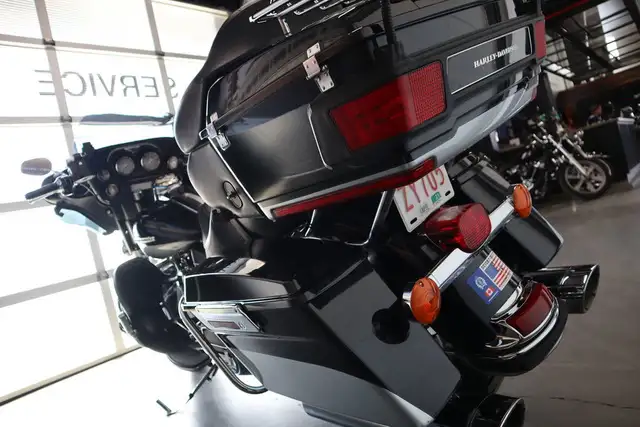 2012 Harley-Davidson Touring FLHTK - Electra Glide Ultra Limited in Sport Touring in Edmonton - Image 9