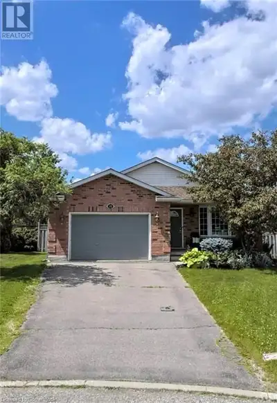 172 SPRINGFIELD Place Unit# UPPER UNIT Waterloo, Ontario