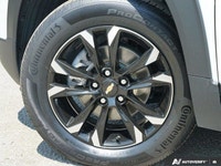 Turn heads and enjoy the open road in this stylish 2023 Chevrolet Trailblazer LT! Boasting a sleek S... (image 5)