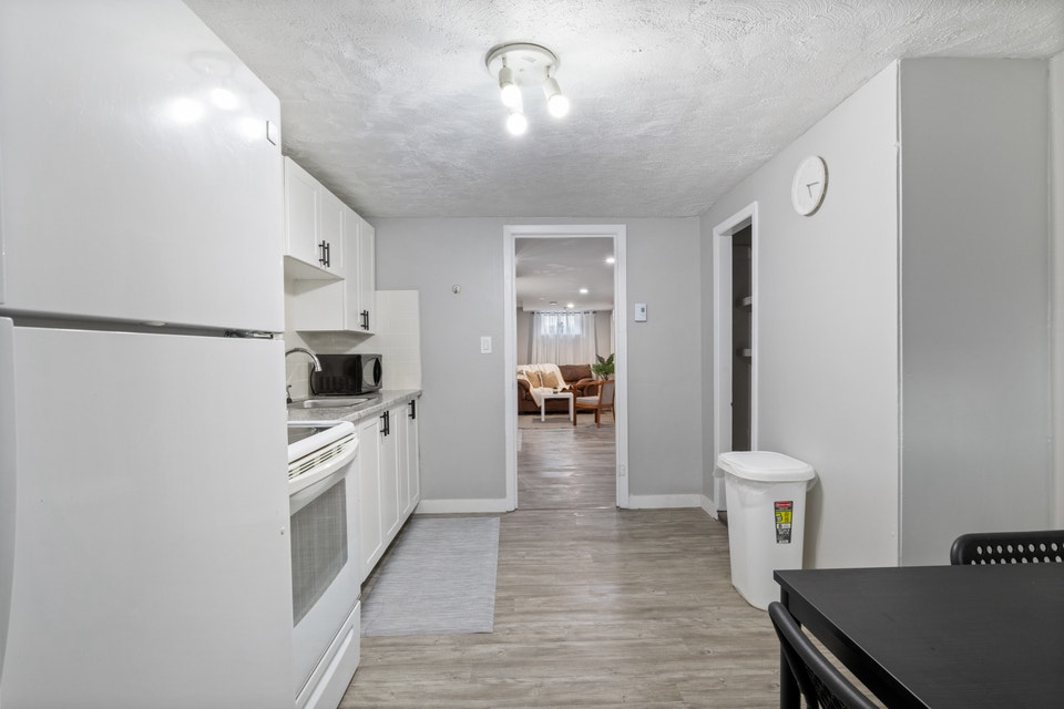 C2 MAIN - 3 BEDROOMS APARTMENT – FULLY FURNISHED 3