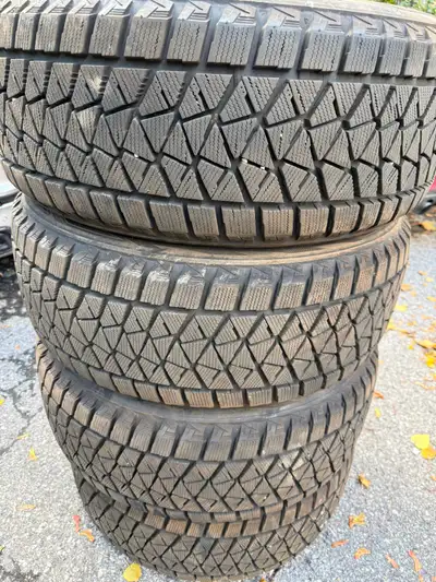 255/50r20 255/50/20 255-50-20 255 50 20 Bridgestone Blizzak DM-V2 Winter Tires Excellent condition P...