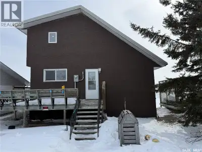 Welcome to 722 Aqualane in Aquadeo, a lakefront opportunity offering incredible potential and the ch...