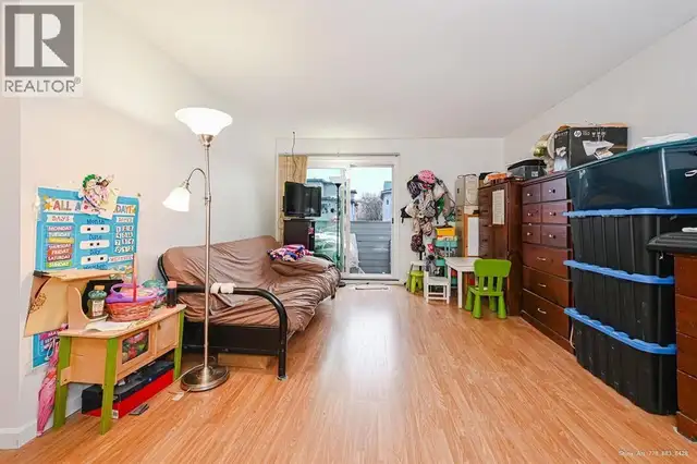 406 16 LAKEWOOD DRIVE Vancouver, British Columbia in Condos for Sale in Vancouver - Image 2