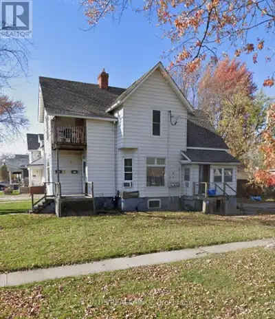 Recently Renovated 2-Bedroom Unit for Rent. Utilities will be divided between the tenants. 100% ELEC...
