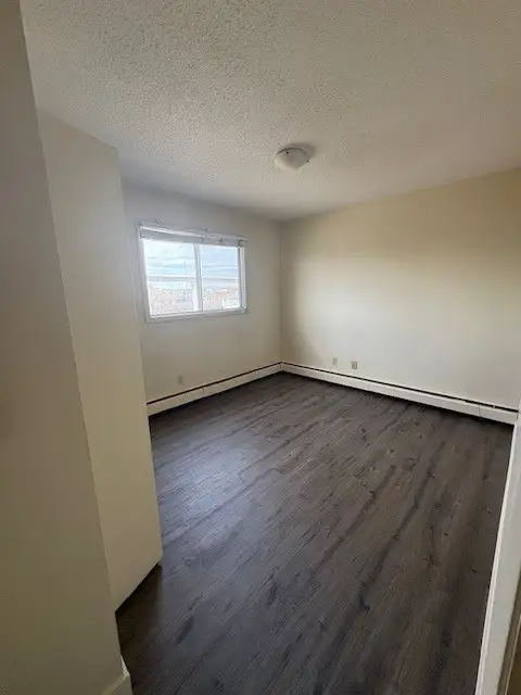 1 Bed 1 Bath Unit in Calgary, AB in Long Term Rentals in Calgary - Image 6