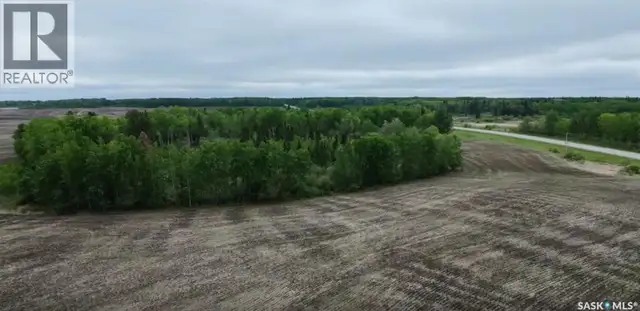 9.97 Acres Near Greenwater Prov Park Kelvington Rm No. 366, Sask in Land for Sale in Saskatoon - Image 2