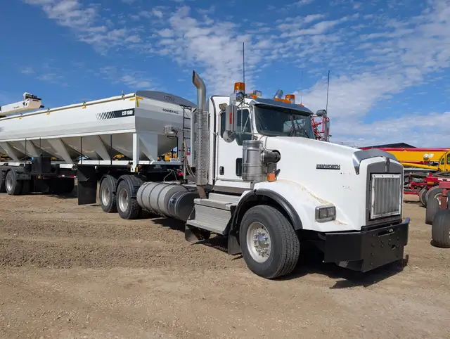 2020 KENWORTH T800 in Heavy Trucks in Kamloops - Image 2