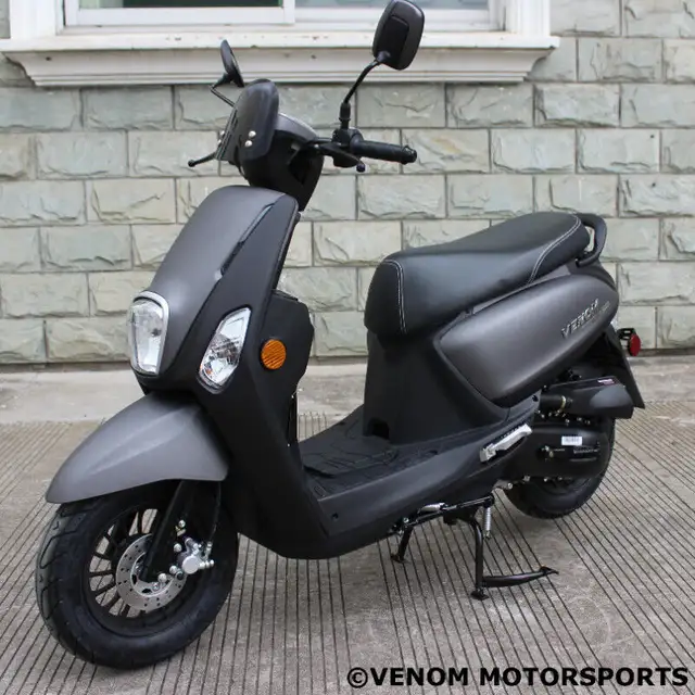 49cc Street Legal Scooter | Automatic Moped | Venom Roma in Scooters & Pocket Bikes in City of Toronto - Image 2