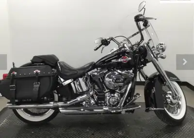 Welcome New Riders! Financing Options Available! 2016 Harley-Davidson Heritage Softail Classic This...