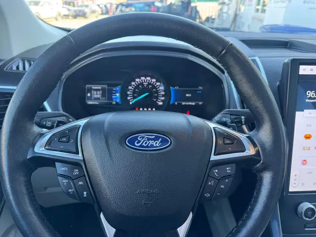 2024 Ford Edge Titanium5823838737354035216