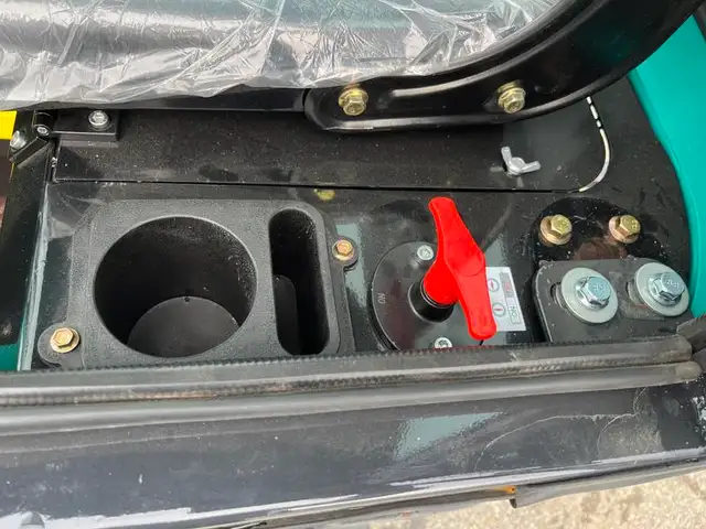 2024 agt Industrial Green QH13R Mini Excavator 420CC Gas Engine  in Heavy Equipment in Richmond - Image 32