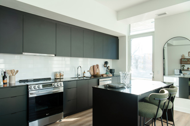 ECHO by Uniform Living - 2 Bedroom + Den  Penthouse Apartment fo in Long Term Rentals in Ottawa - Image 2