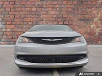 Only 25 Miles! This Chrysler Grand Caravan has a durable Regular Unleaded V-6 3.6 L/220 engine power... (image 7)