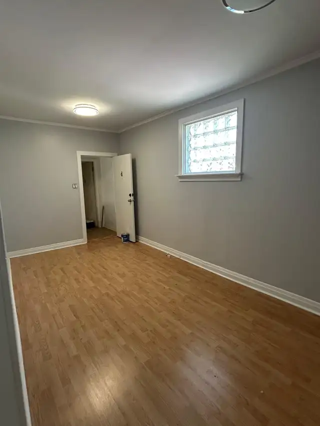 2 Bed 1 Bath - 238 Notre Dame de Lile in Long Term Rentals in Gatineau - Image 3