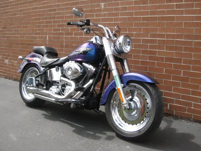 2010 Harley-Davidson FLSTF Fat Boy in Street, Cruisers & Choppers in City of Toronto - Image 3