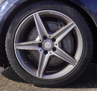 Key Features: KEYLESS ENTRY, PUSH BUTTON START, BLIND SPOT, USB PORTS, REAR AC VENTS, REARVIEW CAMER... (image 7)